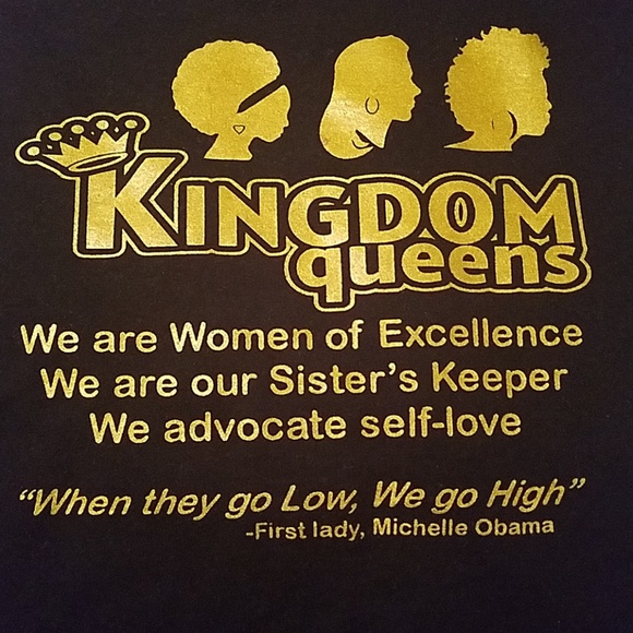 Meet your Poshmark Ambassador @ - Picture 1 of 1